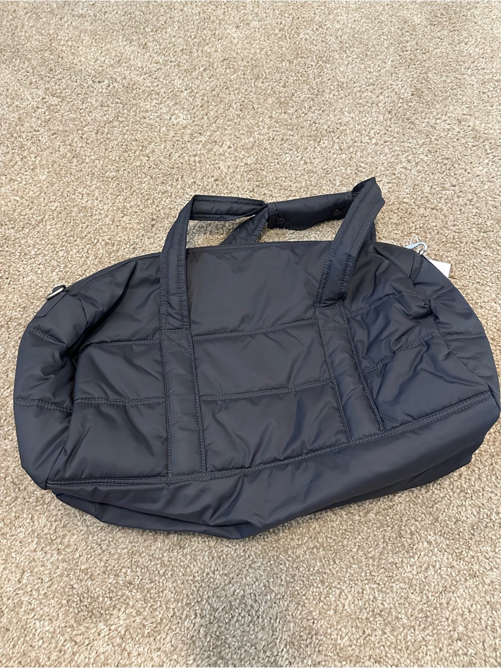 Gymshark Black Quilted Duffel Bag with Top Handles - Picture 2 of 6